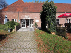 Отель Hotel De Venne  Генк